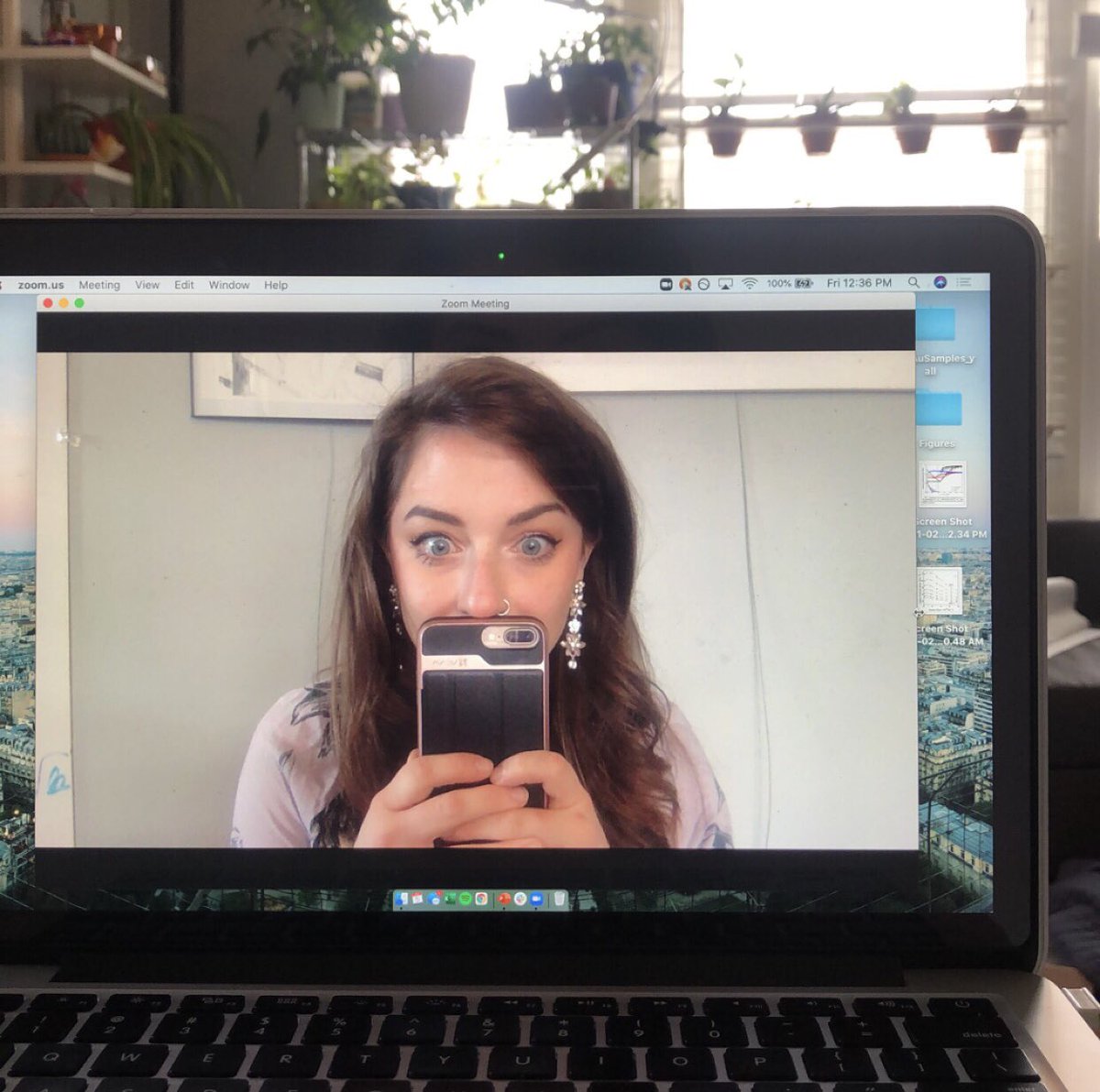 CaitlinCrawf0rd's tweet photo. This was me, in a zoom breakout room earlier this morning waiting for my thesis committee to green light my thesis proposal. We’re on the road to defense, and now one step close to being Dr. Crawford 🙌🏻🙌🏻🙌🏻 (passed the proposal 🥳) #AcademicTwitter https://t.co/tiaLNERzHV