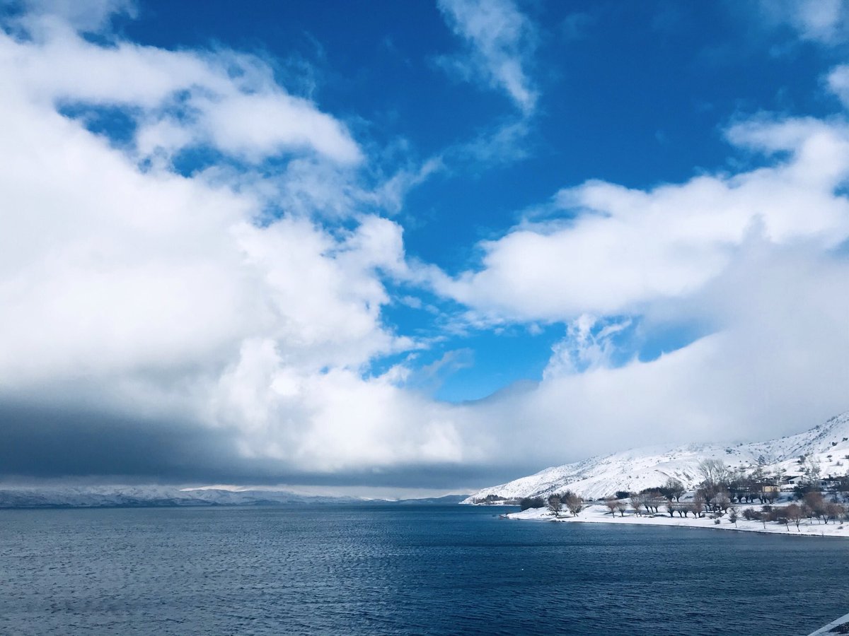 ElazigIg's tweet photo. Hazar Gölü eşsiz doğası 😍
 #hazargölü #sivrice #kar #WINTER #snow #nature #NaturePhotography https://t.co/Sqt6YbKofI