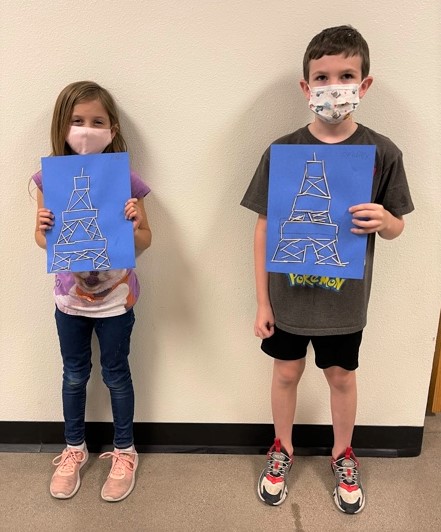 JDHullHeroes's tweet image. Students in Mrs. Bond's 2nd grade class had a great time in France!  They visited the Eiffel Tower and joined in a quick fashion show!!  Trip around the world!  @ChandlerUnified @JanePto