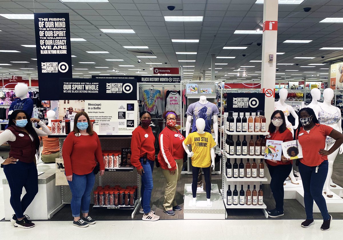 The Style ladies are showing casing the merchandise sold at Target for Black History Month. I’m very proud to be a part of helping women in Africa support their families. #G392blackhistory