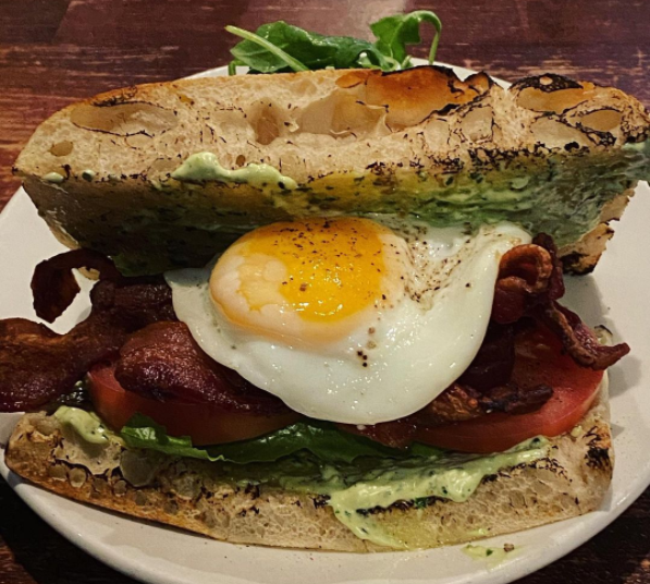 When in doubt, put an egg on top! 🍳 Especially at Cook St. Helena during #NVRWStHelena. 

📸 :@thewinehonapa