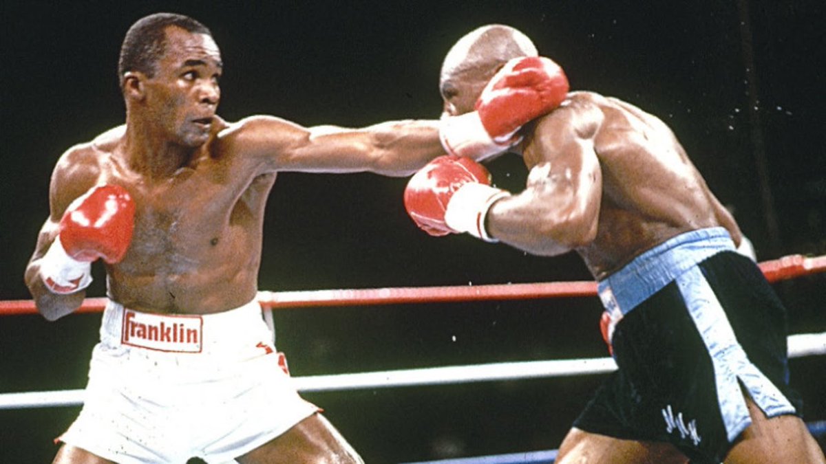 SMPublicLibrary's tweet photo. #firstsfriday

"Sugar" Ray Leonard makes his pro #boxing debut #OTD in 1977.

Read Four Kings by George Kimball, on the legendary rivalry in the 1980s of Leonard, Roberto Duran, Thomas "Hitman" Hearns, and "Marvelous" Marvin Hagler.

Check it out here
https://t.co/FBmophQpUW https://t.co/STbsFoEnxF
