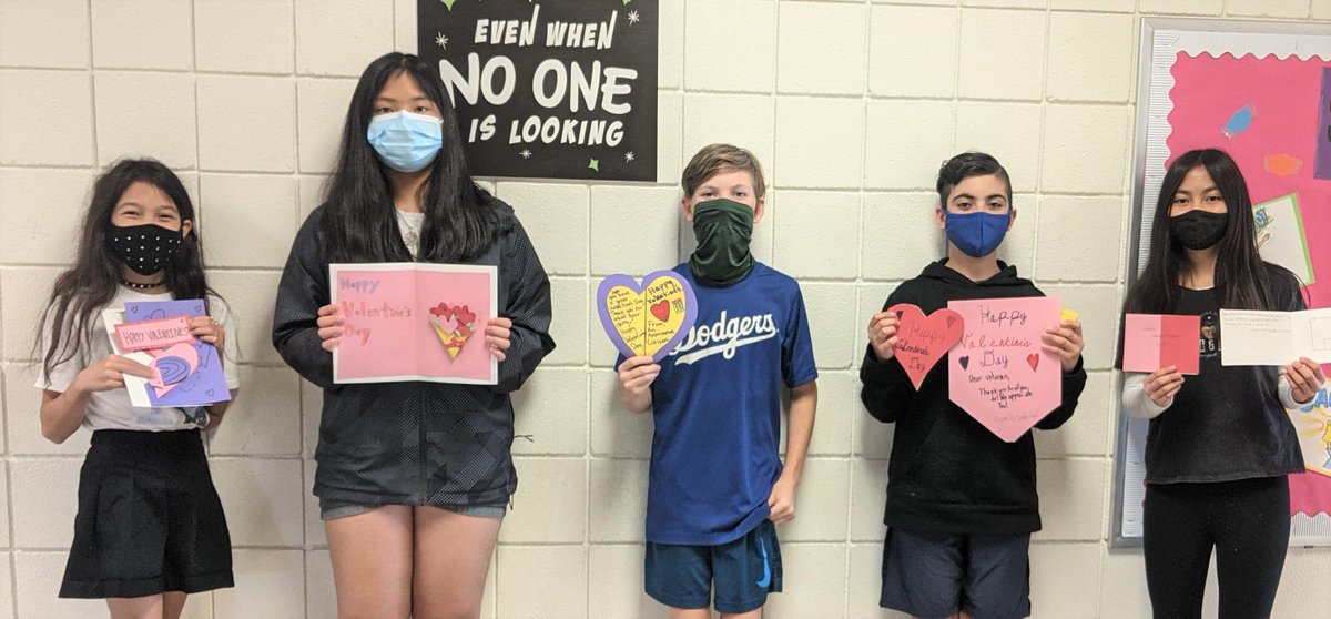 JDHullHeroes's tweet image. Hull Students are making Valentines for Congressman Stanton's Valentines Day Project! @ChandlerUnified @JanePto @gregstantonaz