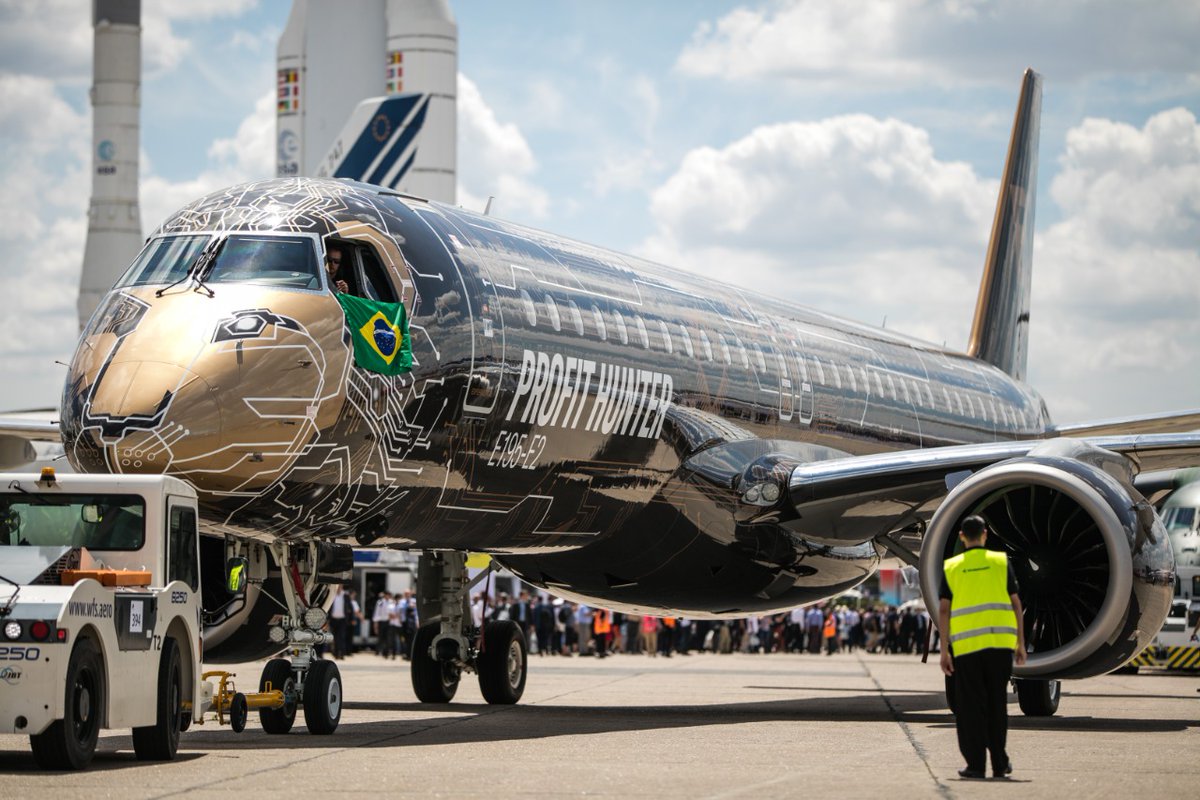 embraer's tweet image. All the efficiency, performance, and technology from the #Embraer #E195E2 #TechLion to wrap up the week and wish you all a #PhenomenalFriday! #PhenomenalFriday. #EmbraerStories #WeAreEmbraer