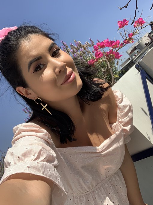 Hola papi 🤩 https://t.co/RcEr54f4pd