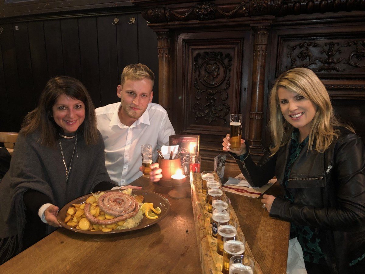 Congratulations to Executive Producer/Director LISA-RENEE RAMIREZ of MyDestination.TV and host, Jenny Buckley! Yesterday, MyDestination.TV received a #TasteAwards nomination for BEST INTERNATIONAL PROGRAM for our "Great Getaways" travel series!