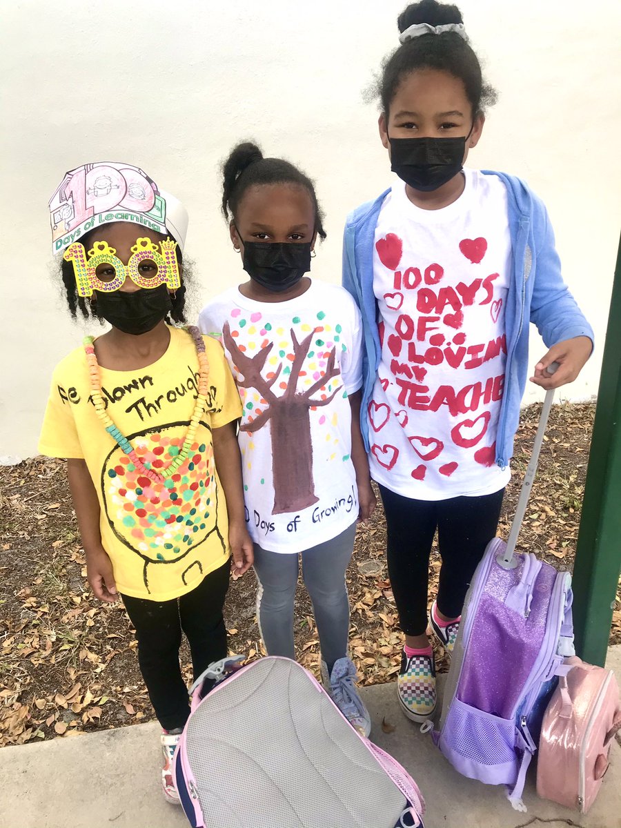 Happy 100th day of school! <a href="/NovaEisenhower/">Nova Eisenhower</a>