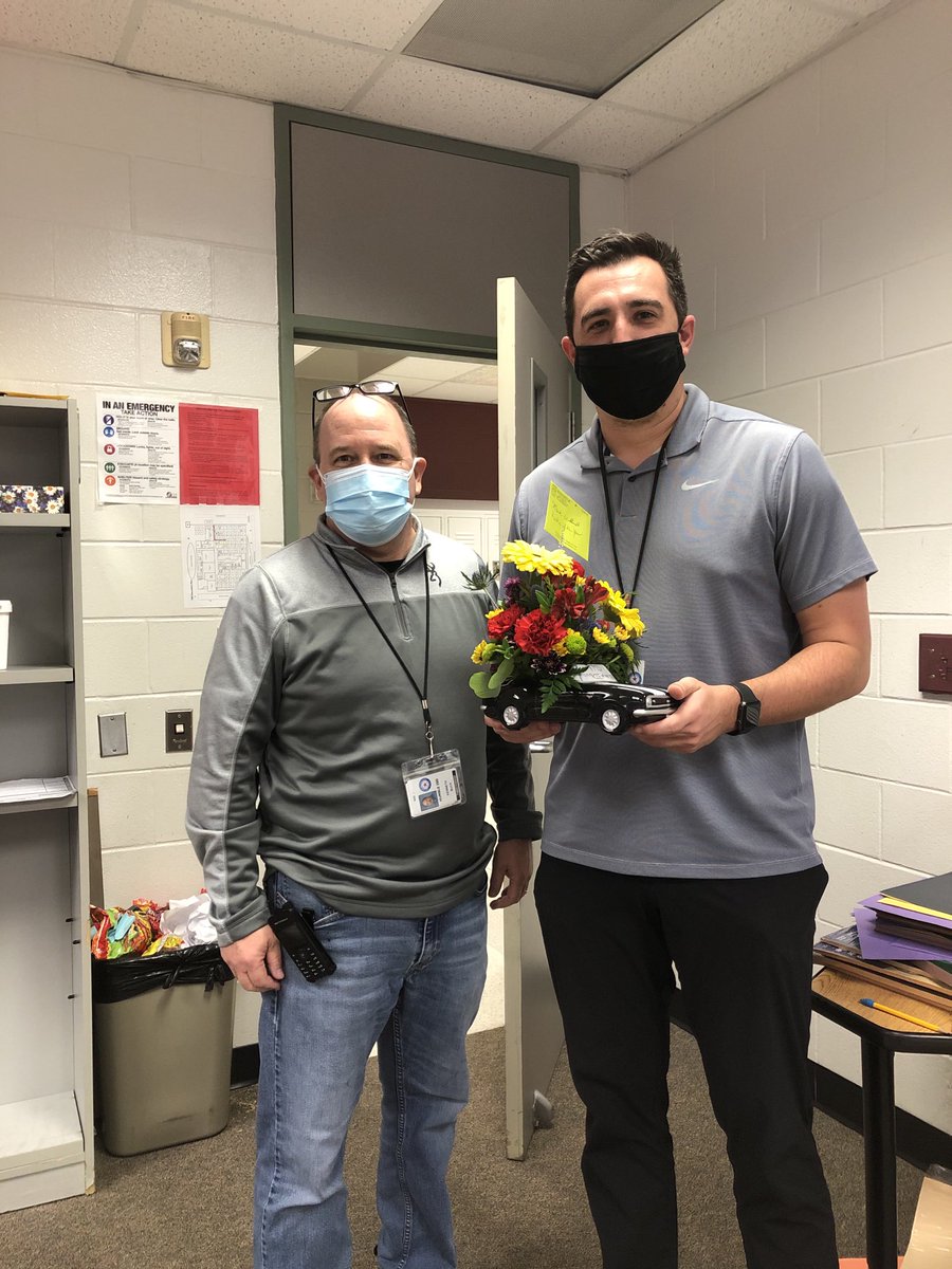 HumbleISD_TMS's tweet image. Congratulations Mark Willrodt TMS Rookie Teacher of the Year !! Go Panthers!!!! ⁦@HumbleISD⁩