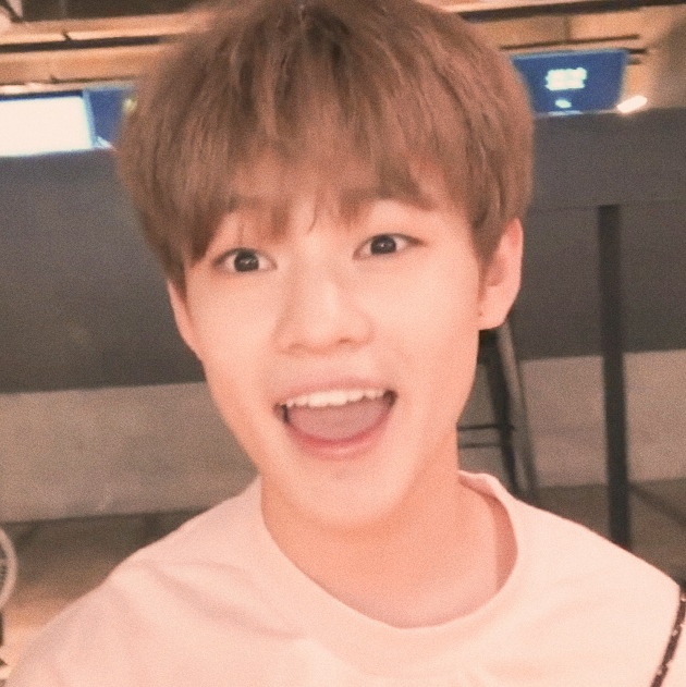 SMOL BOY LE˜”*°•day 36 of 365˜”*°•   ˜”*°•with  #CHENLE  #辰乐 ˜”*°•