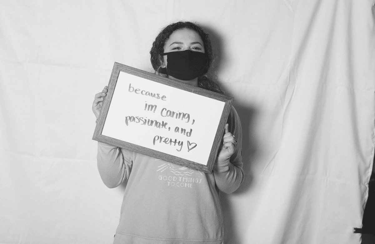rockhillhope's tweet photo. Over the past two weeks we asked Rock Hill students to share why they matter. We’ve organized these onto a Site that also provides information and resources on mental health.
You are seen, You are loved, You matter!
#WhyYouMatter 

https://t.co/iWMymuaiU7 https://t.co/UB19Q4fWNf
