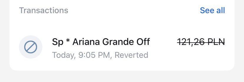 hellyeahariana's tweet image. international fans get nothing lmao nothing new