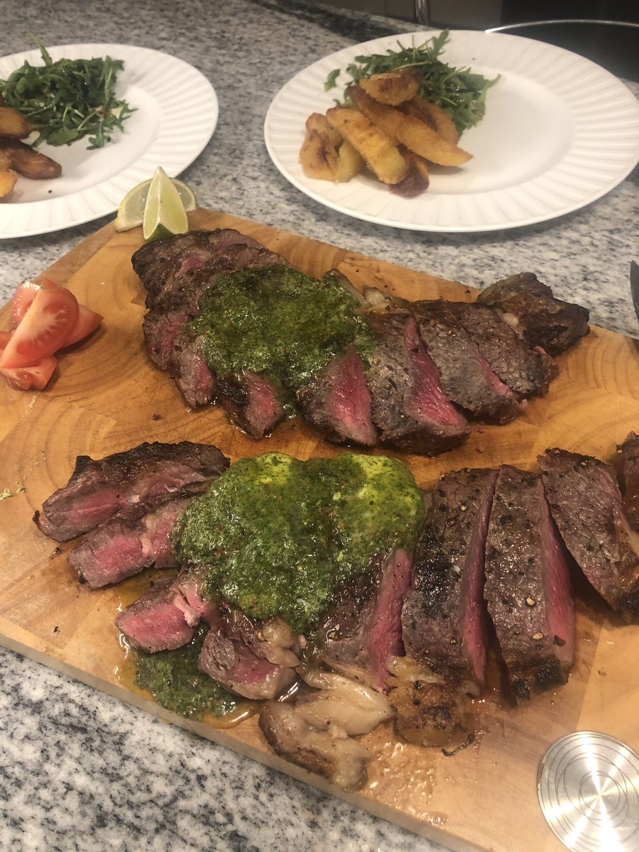 jtevans13's tweet photo. Dry aged sirloin supplied by @butchersatdarts cooked dirty on the @BigGreenEggUK and served with chimichurri butter as inspired by @devonwoodsmoke. https://t.co/2fZxQsm67Q