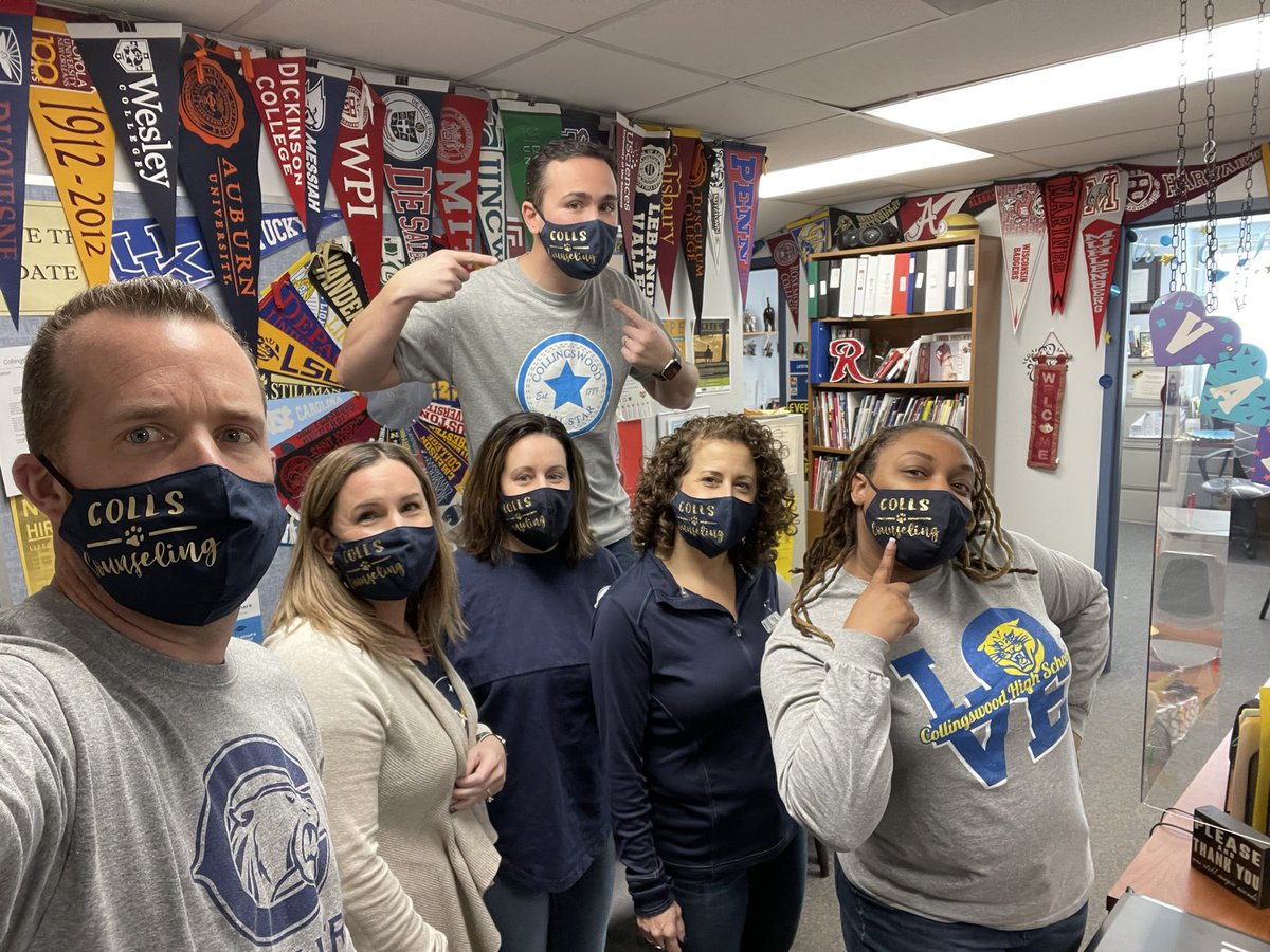 The CHS Counseling Department ended National School Counseling Week showing their school spirit & department pride 💙💛 #collscounseling #collsedu #NSCW21