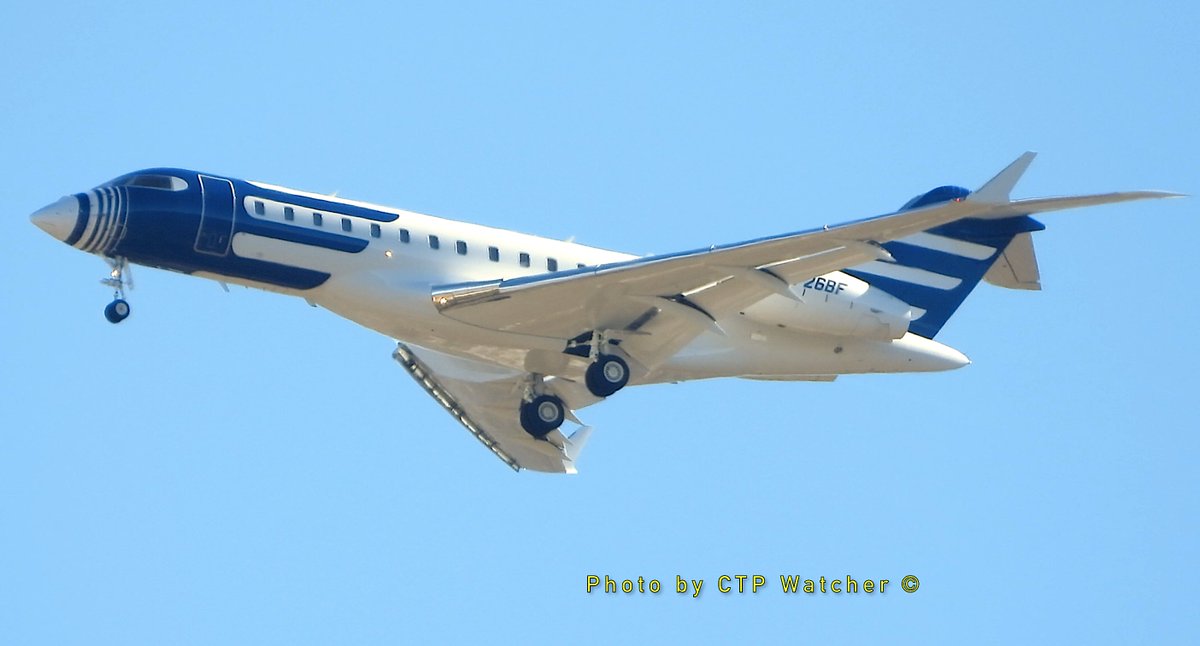 Bombardier BD-700-1A10 Global Express XRS N726BF with its cool livery on approach for Moffett Field today outbound KSCF. What I didn't know was there was an F/A-18 just behind it, waiting to land at KNUQ.