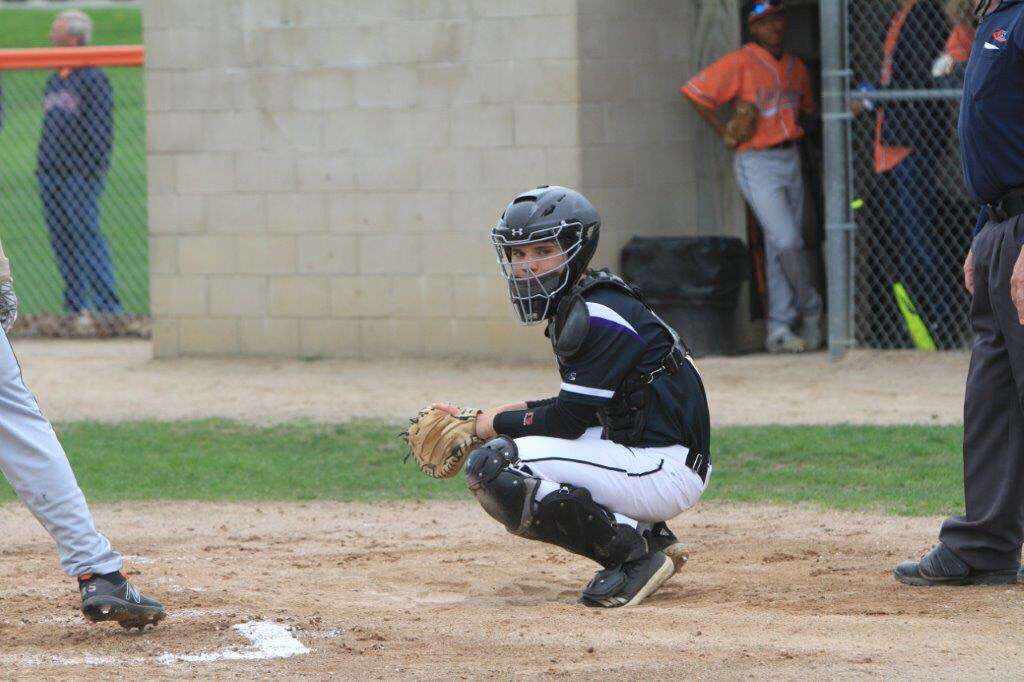 BenWellman0's tweet image. Very excited to announce I will be continuing my academic, football and baseball careers at Hope College. 🧡💙@2021BHSBaseball @PStuursm @Coach_Fritz @NxtLevelAtx @BHSraiderFB @bnafactory