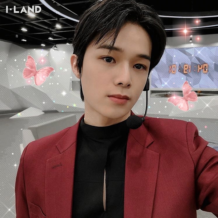 CutieKBTS1's tweet photo. We are getting closer and closer to our goal, good job!! 👏
Let's continue to stream Flicker K♦️ and give him 1M before Valentine's 😊💚
#BitHitJP_K
#BitHitJP_Boys
#VanentineWithK 🍫🌹 https://t.co/gNUjY8c0wk