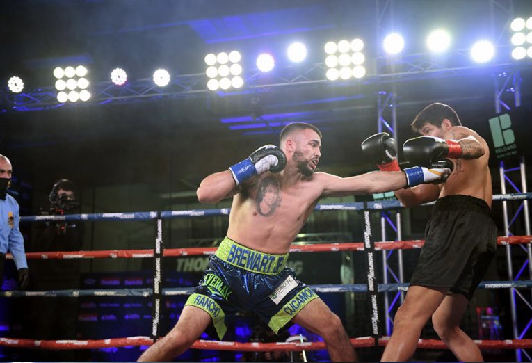 Brewart61898's tweet photo. 2 more weeks and itโs fight time! Feb 21st ๐๐ฅ๐ช๐ป @thompsonboxing #anothermandown 9-0 ๐ฏ https://t.co/5ExALn854r