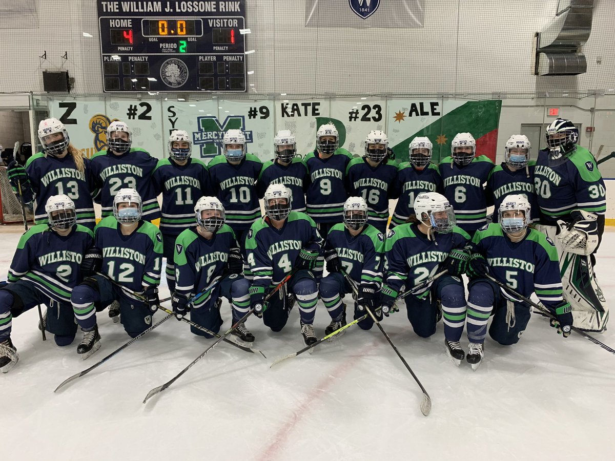 Willistonteams's tweet photo. An amazing Senior Day for our seniors Emily Zambarano, Cora Webber, Syd Wegner and Kate McDermott!!! #finally! #2021 #nevertakeitforgranted @WillistonNS https://t.co/DtdP3VgZWQ