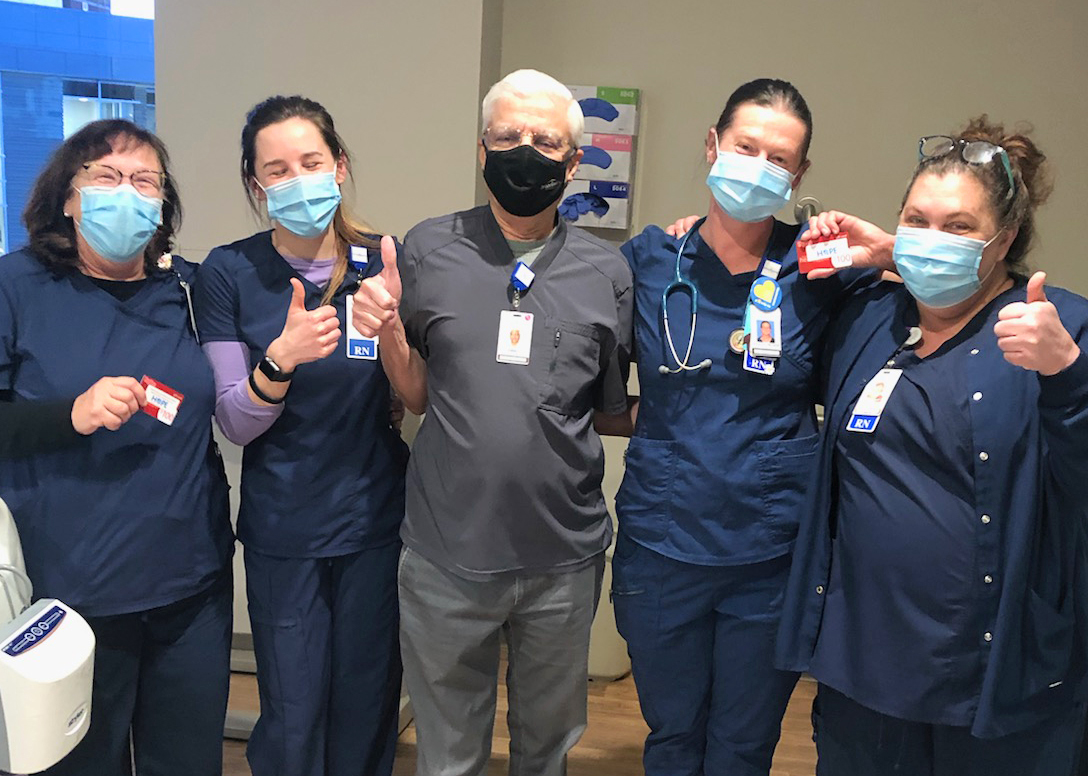 BroadlawnsMed's tweet image. Thank you again to the congregation from @HopeWDM for your incredible generosity and bringing lots of smiles (behind the masks) to our frontline healthcare heroes! We are so grateful. 💙💛 #DSMStrong #TogetherAHealthyCommunity