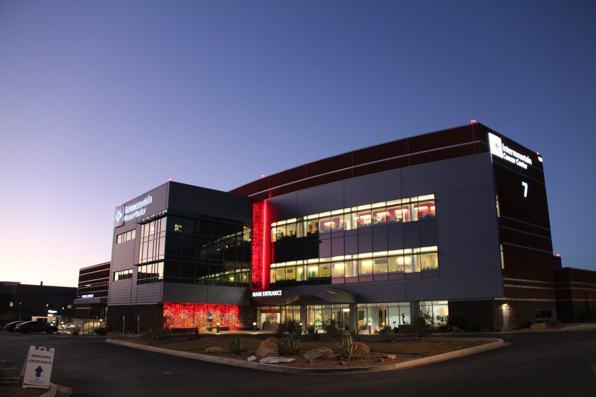 Intermountain's tweet image. Intermountain Cancer Center lighting up red to show support for National Wear Red Day and Heart Month! ❤️

#WearRedDay #HeartMonth