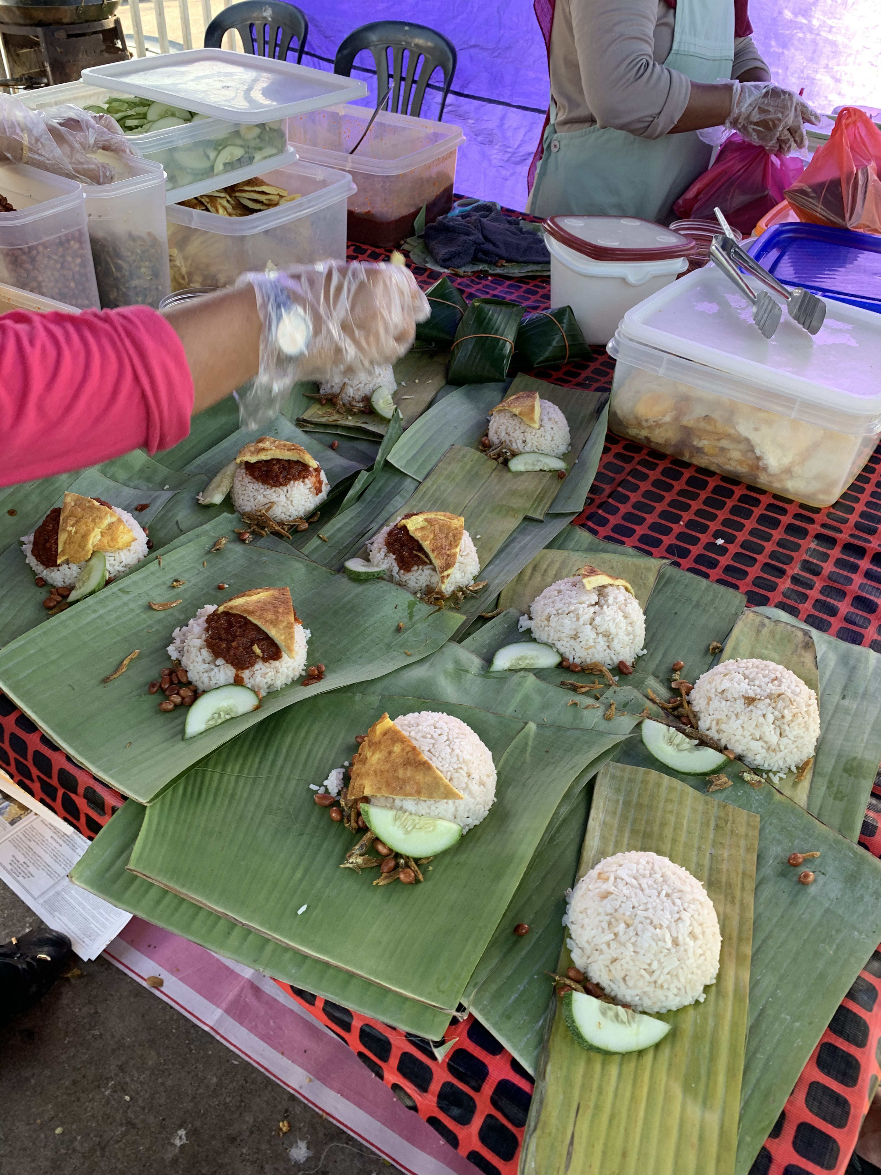 Apam nasi che nom