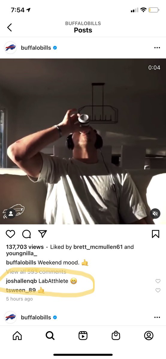 TylerOrlando28's tweet photo. THAT’S MY QB @JoshAllenQB 

#LabAtthlete https://t.co/LIgP8KDxQs