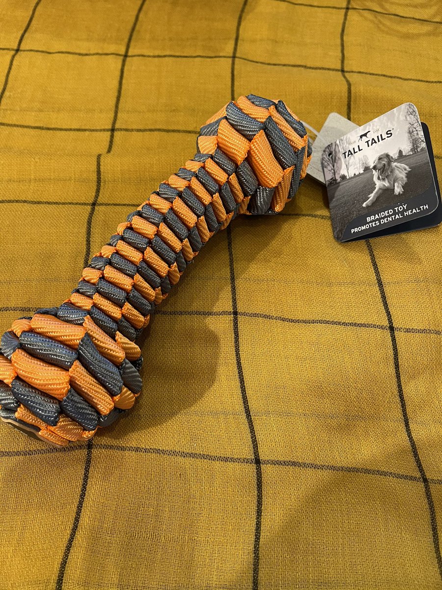Citifido's tweet photo. We’ve stocked up on several durable toys designed for tug-of-war and fetch. Gotta make sure to keep your Fido in tip top shape for the upcoming puppy bowl! #puppybowl2021 #dogtoys #shoplocal #westpaw #talltails https://t.co/QDx857koSM