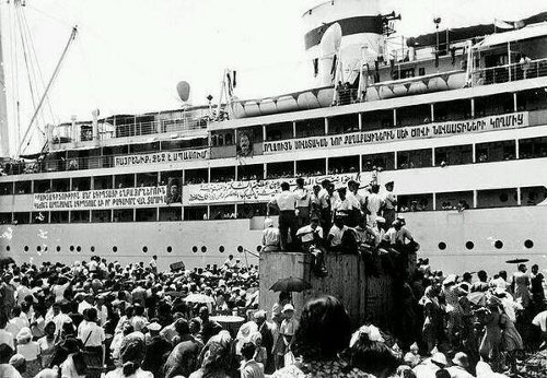 Some 4,000 Armenians repatriated to Soviet Armenia in 1946-1949. The “Pobeda” ship, seen here in Alexandria’s harbor in 1947 with a poster that reads “The Fatherland is waiting for you. Greetings to the new citizens of Soviet Armenia” took many “home.”