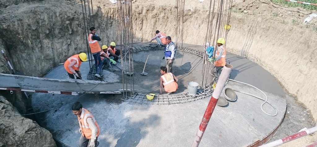 NapInfra's tweet photo. #napinfra #teamnapinfra #withLT #ESR (New Site:-Mahoba, UP, ESR Cap. 250K Raft foundation & Boundary wall work progress.) @RInfraOfficial @Patelinfra @SahilInfra @cbdhage @IrconOfficial @UDHRajasthan https://t.co/yKLrEjLpcJ