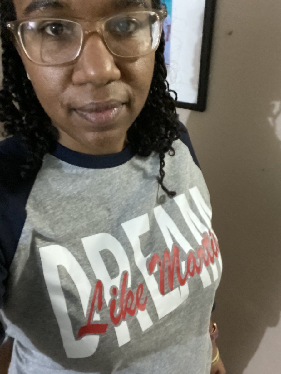a_FORD_edu's tweet photo. “Dream like Martin”. Sometimes the days are busy and you can’t get a group pic. #SorryLadies #ShirtDonatedForMyCause #ThankU #BlackHistoryMonth #Day5 #18DayChallenge #Unity #BHMRepresentationChallenge #JoinMe #JoinUs #BHM2021 #MoveUsForward
#ILoveUs https://t.co/R6NrVudlJ9