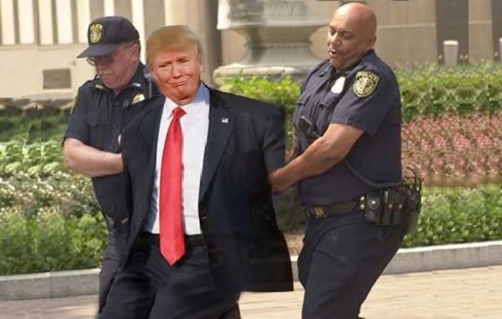 MarkTwa01197091's tweet photo. @citizentommy @Scotpol1314 Good News.
Sanity may be coming to the White House
#TrumpImpeachedForLife
Hi there , Tommy
Have a good night https://t.co/DYdDIfEdAH