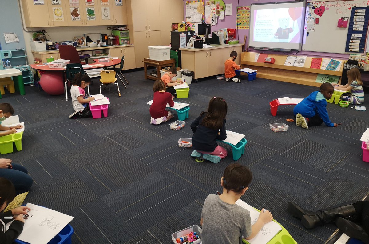 @SchoolWestgrove kindergarten S's listening to @Pam_Palmater & @cblackst 's  @warriorkidspod learning @ fairness, equity&justice as we ready ourselves to sound our voices on #haveaheartday-we want #equity4FNkids! We also watched &learned frm @SpiritBear' s 🎦 @CaringSociety ⚖ ❤️