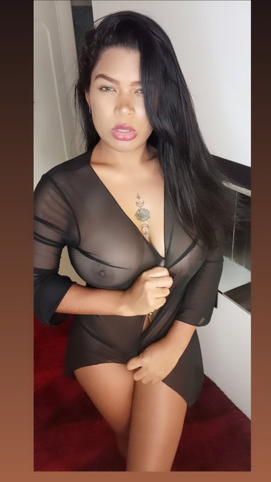 Imag&iacute;nate todas las cosas ricas que podr&iacute;amos hacer via online 🤙 https://t.co/vnTIytZIZe