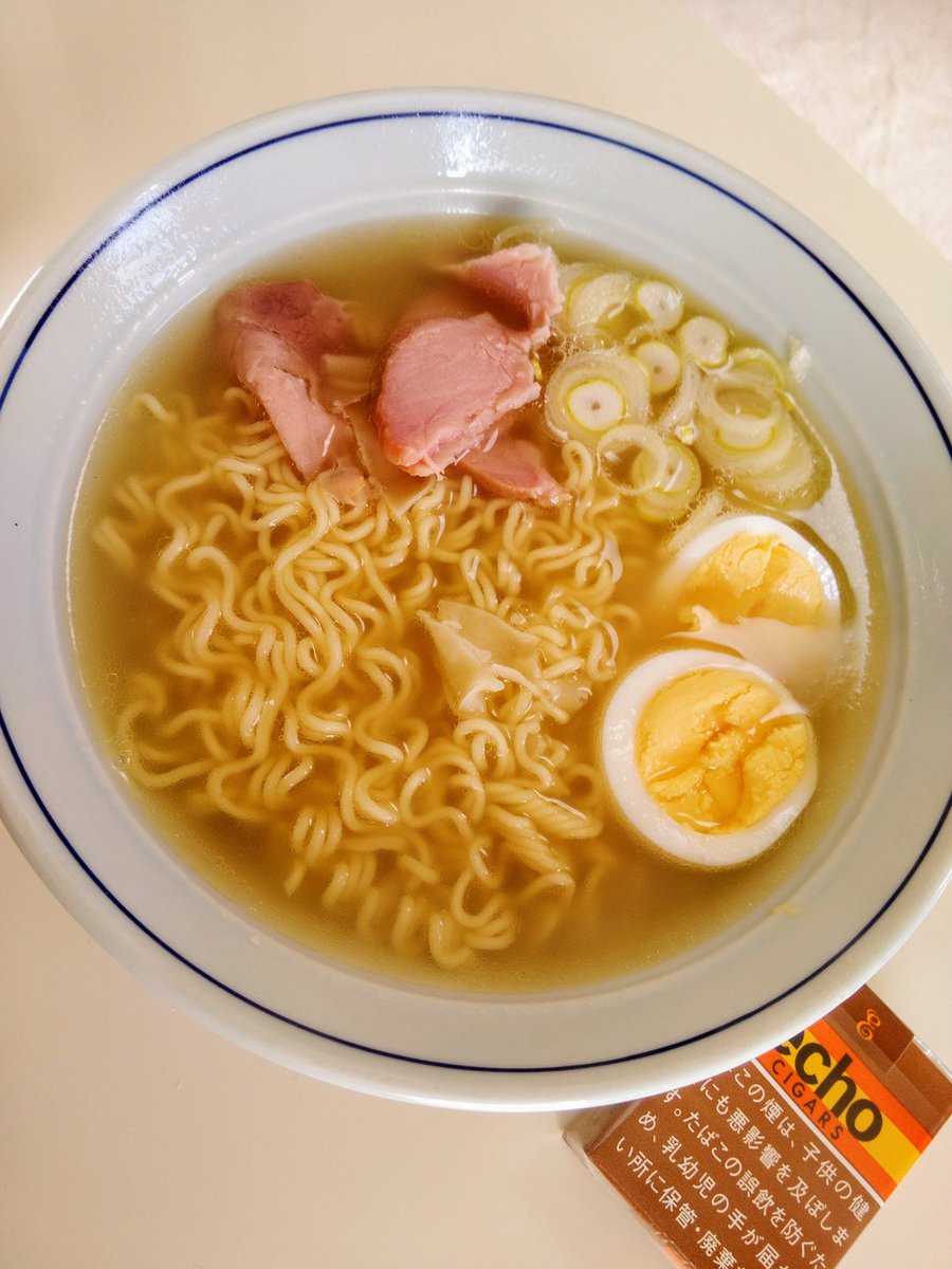 ワンタンには肉をつつんでいません