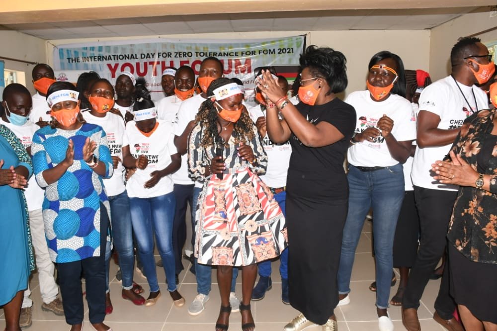 OlajideDemola's tweet photo. To accelerate efforts to #EndFGM, we must mobilize a generation of young people determined to halt the perpetuation of the harmful culture! #Act2EndFGM #KataaKatishaZuia #KenyaNiMimi @nadia_abdalla_ @Rachelshebesh @MaureenMbaka1 https://t.co/B3jHwqNLCx