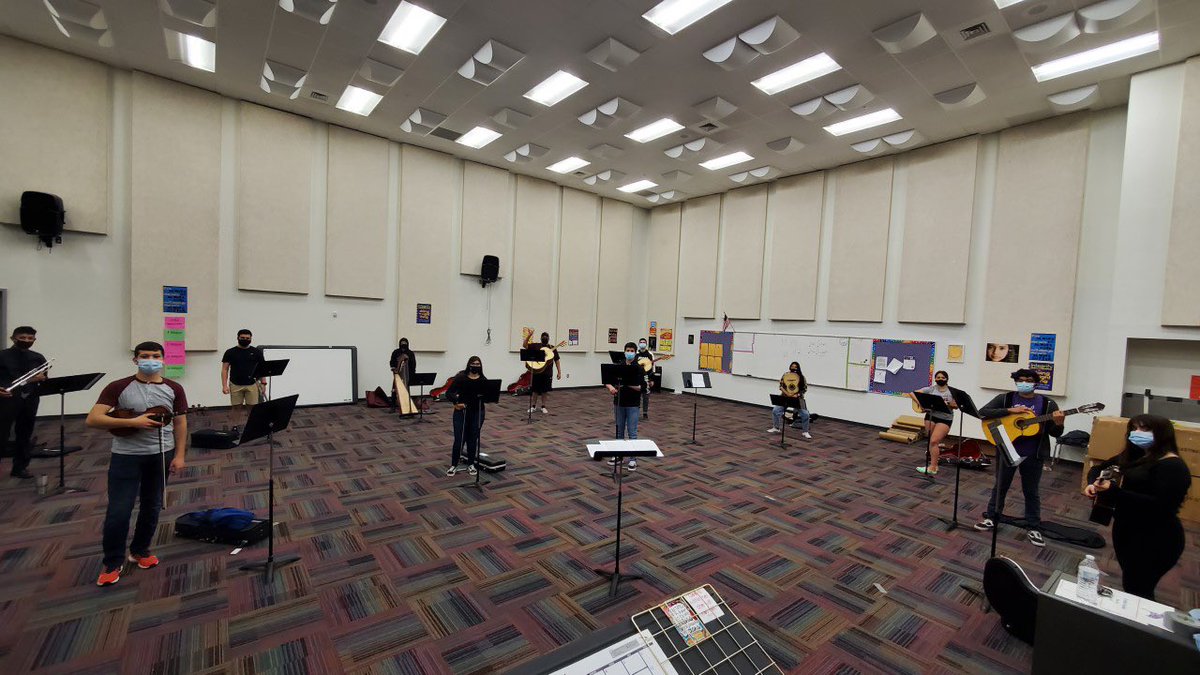 Mariachi Falco - Practicing Hard “Si Señor” 🎻🎺 #mariachi #staysafe #masks #teamsisd #ehshighschool #sisdfinearts @SISD_FineArts @shernandez_EHS @eastlake_falco @Eastlake_HS