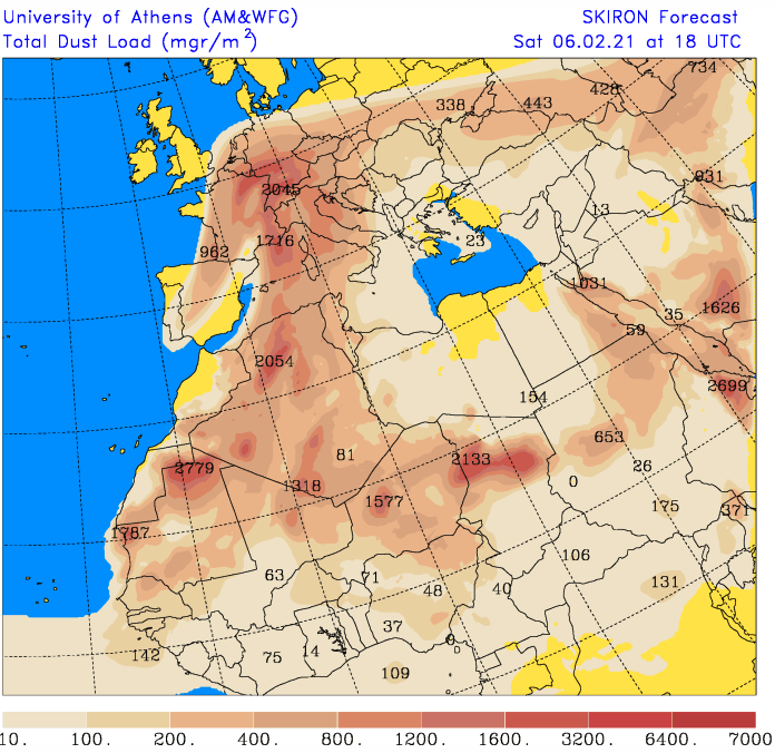 MeteoNewsAG's tweet image. Da ist definitiv Dreck in der Luft, wie man hier beim Blick über #Landquart in Richtung #Sarganserland gut erkennt (valzeina.roundshot.com). #Saharastaub und der #Föhn sorgen heute für eine spezielle Stimmung, die Sicht ist diesig und das Licht hat einen gewissen Gelbstich. (km)