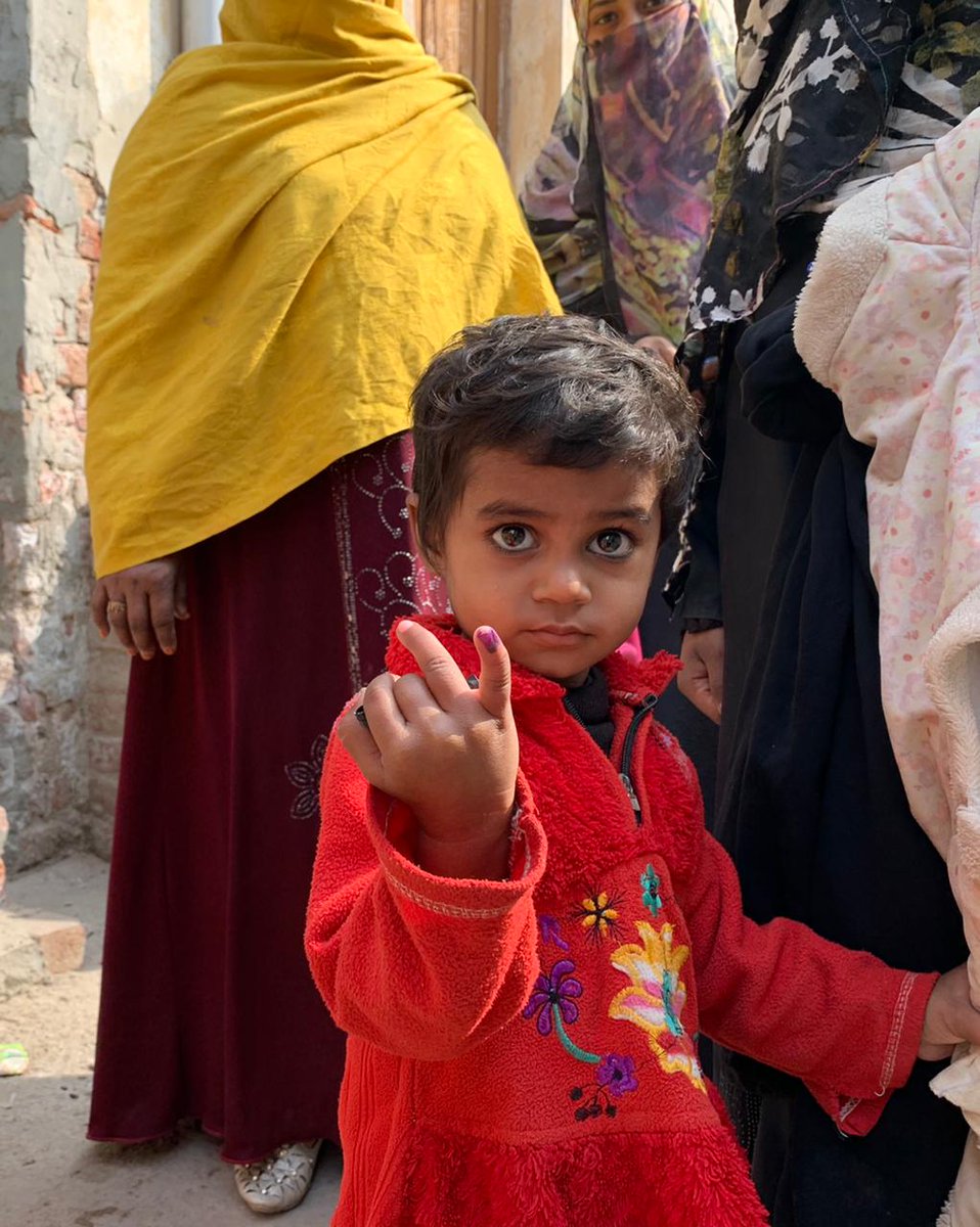 Precision Health Consultants Global (@globalphc) on Twitter photo The little girl pulled on her mother’s shawl while pointing at the camera person to draw attention to her vaccination finger mark.
#PHCGlobal #VaccinesWork #MissionTyphoid #TakeOnTyphoid
<a href="/EPIPakistan/">Federal Directorate of Immunization (FDI)</a> <a href="/UNICEF/">UNICEF</a> <a href="/WHO/">World Health Organization (WHO)</a> <a href="/UNICEF_Pakistan/">UNICEF Pakistan</a> <a href="/WHOPakistan/">WHO Pakistan</a> The little girl pulled on her mother’s shawl while pointing at the camera person to draw attention to her vaccination finger mark.
#PHCGlobal #VaccinesWork #MissionTyphoid #TakeOnTyphoid
<a href="/EPIPakistan/">Federal Directorate of Immunization (FDI)</a> <a href="/UNICEF/">UNICEF</a> <a href="/WHO/">World Health Organization (WHO)</a> <a href="/UNICEF_Pakistan/">UNICEF Pakistan</a> <a href="/WHOPakistan/">WHO Pakistan</a>