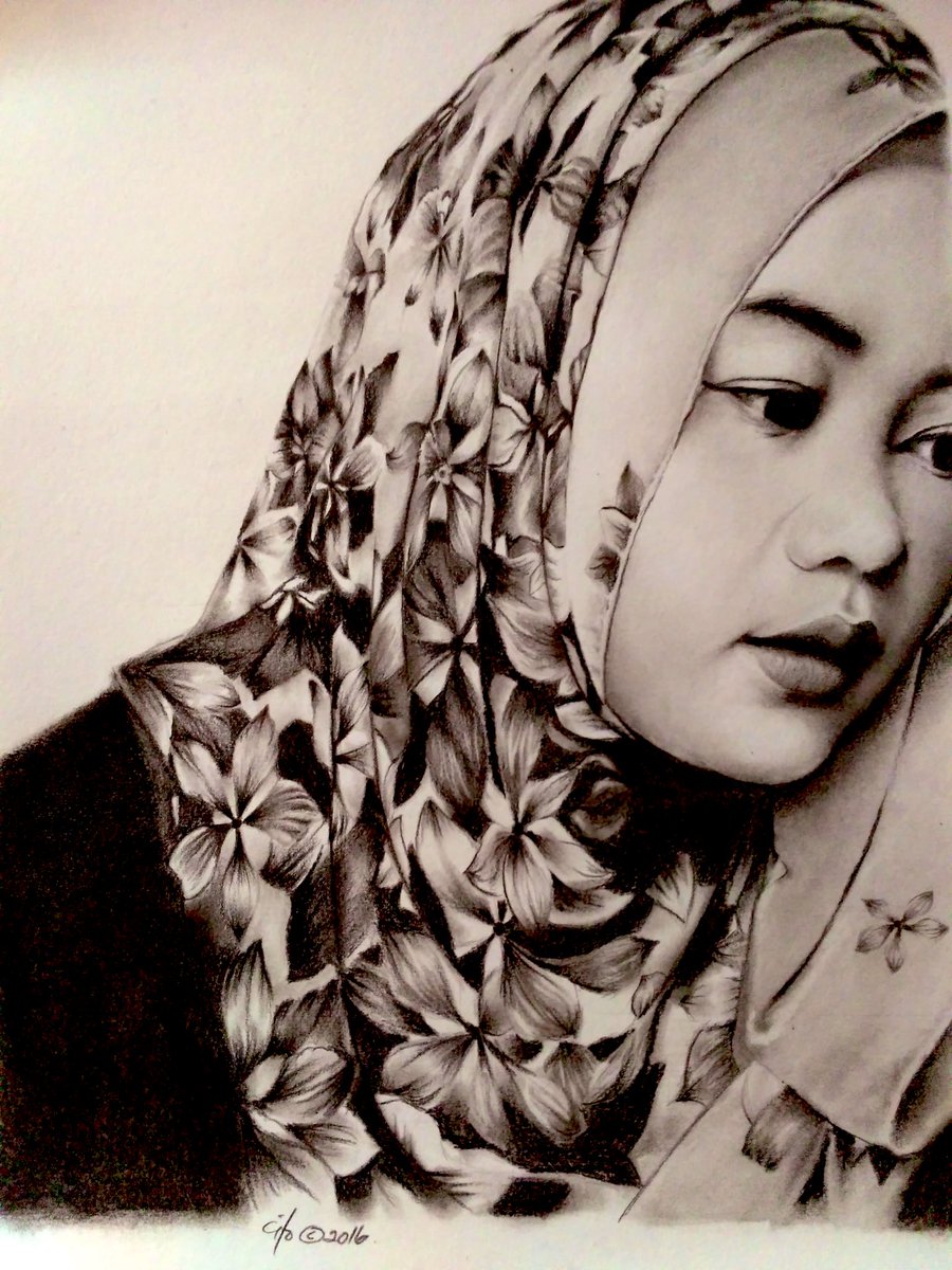 Limang taon kepungkur... aku perna setelaten ini. 😍

Semakin tahun semakin... ah, sudalaaa... 😔😭