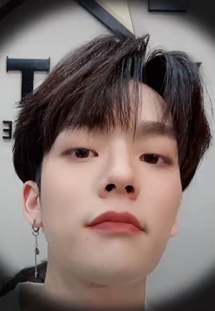 skyployy's tweet image. น่ารักจังจีบได้ไหม.               อ้าวมากับแฟน.