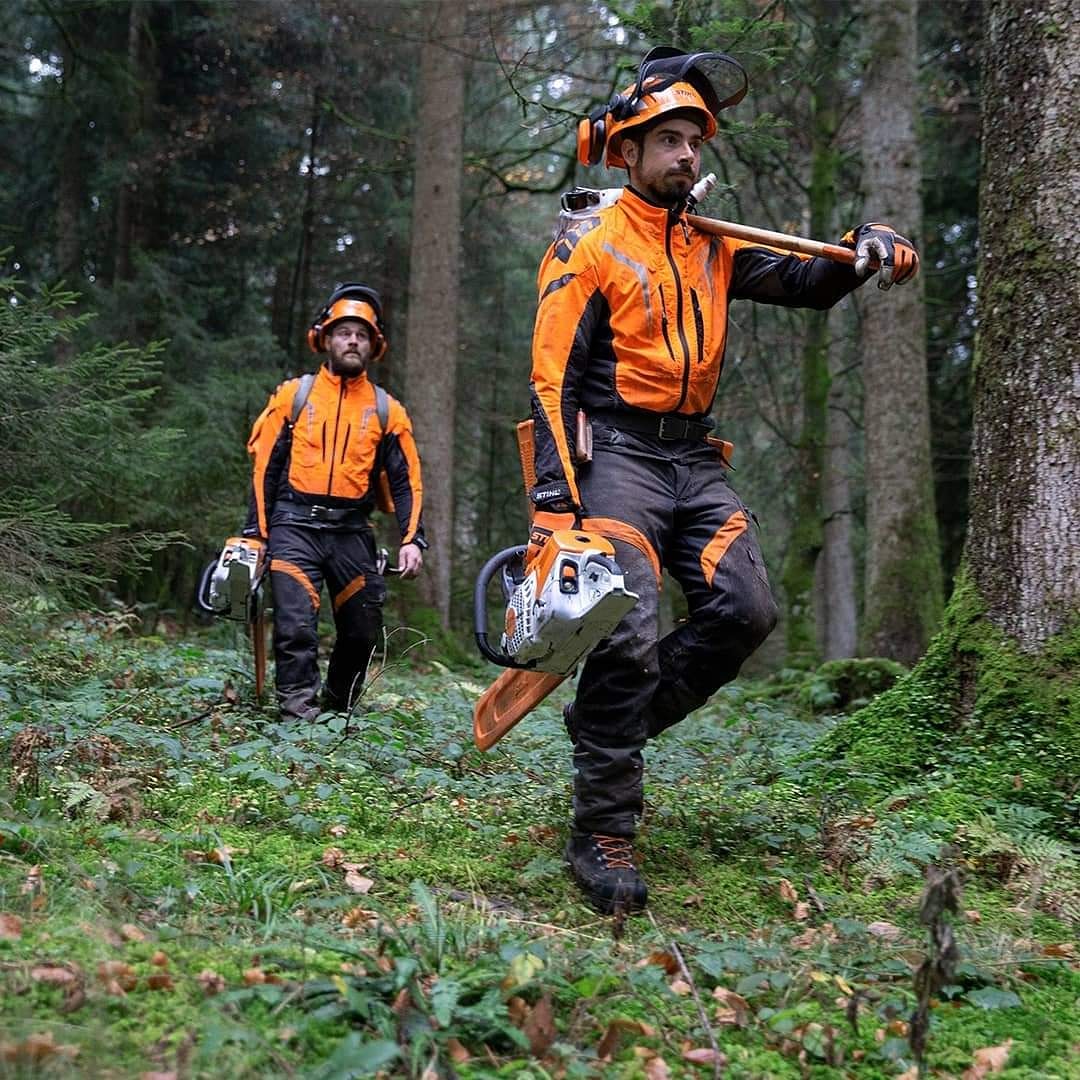 STIHLinTURKIYE's tweet photo. #STIHL 🌳🧡🌳🧡🌳
#mutluhaftasonları 😊
#stihl #stihlcollection #stihlchainsaw #ms500i #ms462 #ms661 #ms880 #turuncuyuz #stihltürkiye #ormancı https://t.co/jRIVdi2qyM