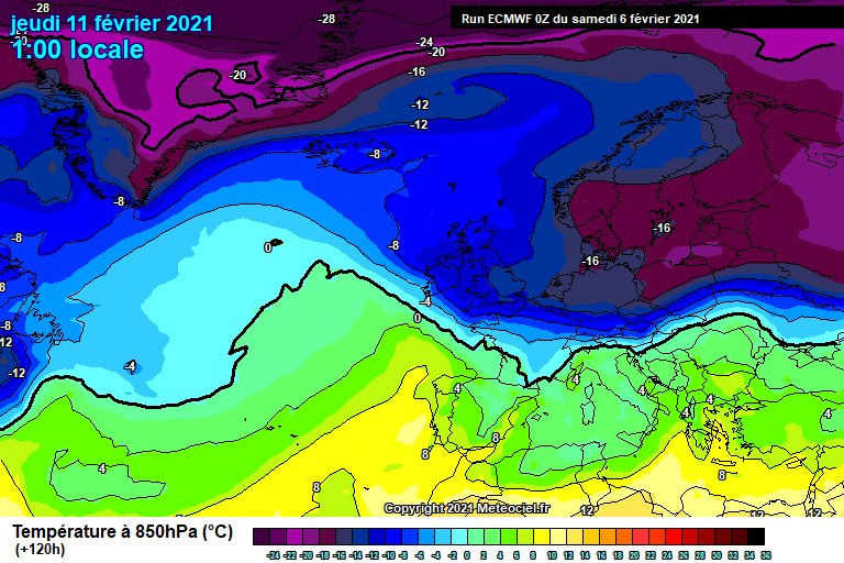 CarlowWeather's tweet photo. On the ECM ensembles you can see the drop in the upper air temps for Thursday comparing yesterday evenings model run and this morning. The red line is mean outcome and the black is the main model output. Just shows how the cold is slower to leave. https://t.co/WLQgiv09cF