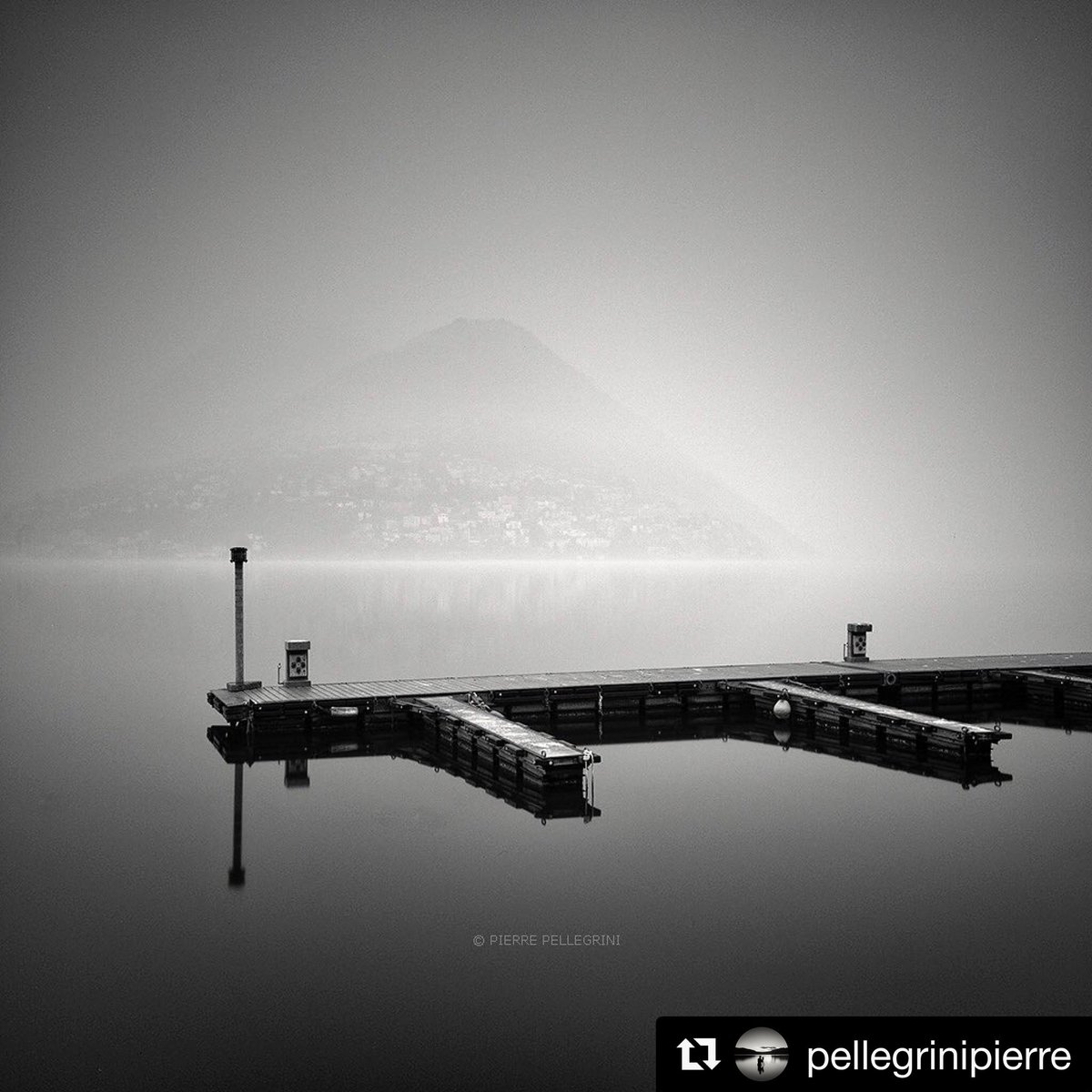 ... anche un giorno di nebbia non è per caso #luganomycity 🤍

#Photo Pierre Pellegrini