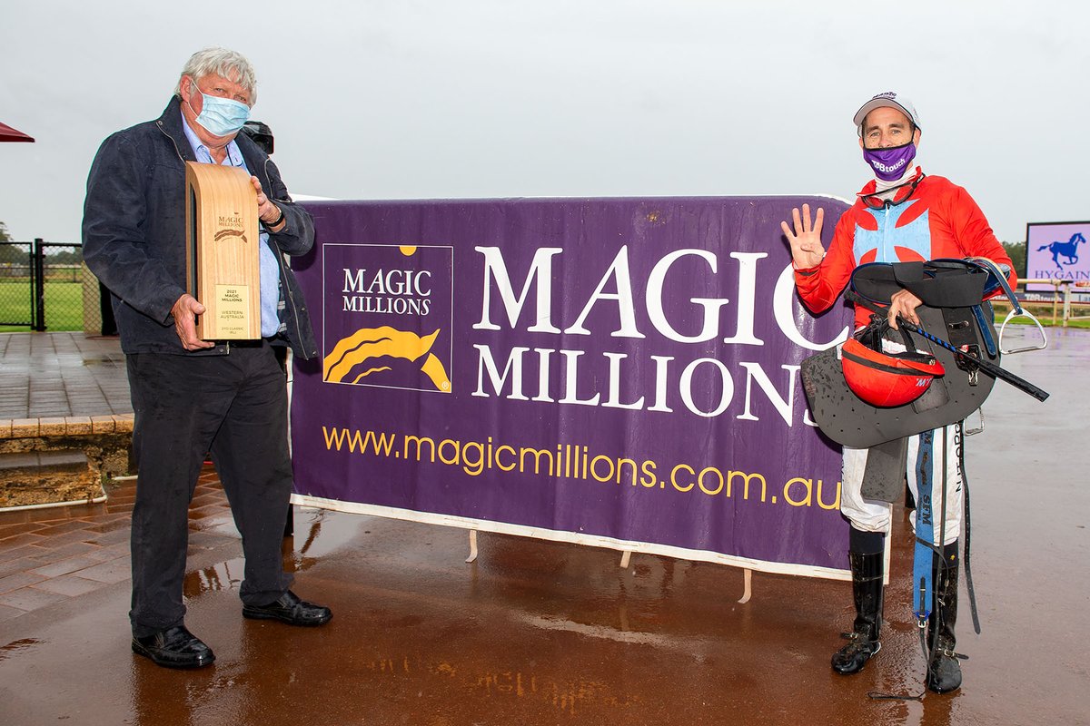 mmsnippets's tweet photo. Ex Sport Man flies home to win the $250,000 Magic Millions WA 2YO Classic (RL) at @PinjarraPark for @SmcGrudds and @sjwolferacing. The winner was a $40,000 Perth Yearling Sale buy from Mungrup Stud draft. Son of Playing God! 
#MMWA2021 https://t.co/nRcLKdgsls