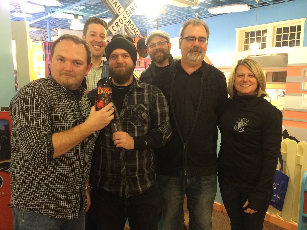 thebeerreport's tweet photo. Peoria Children’s Museum memory popped up...  #hopscotchpeoria https://t.co/VcQSN3CeXy