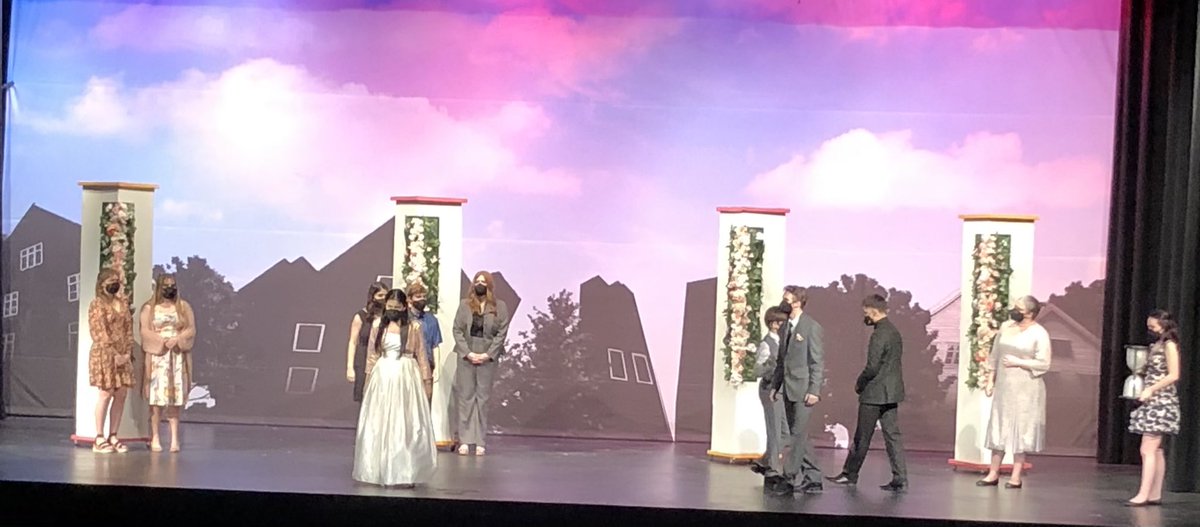 BeltonHS's tweet photo. Freaky Friday was a spectacular show! Excellent job cast, crew, and directors! Still two more chances to watch these outstanding kids this weekend! https://t.co/wF3sNKpC35