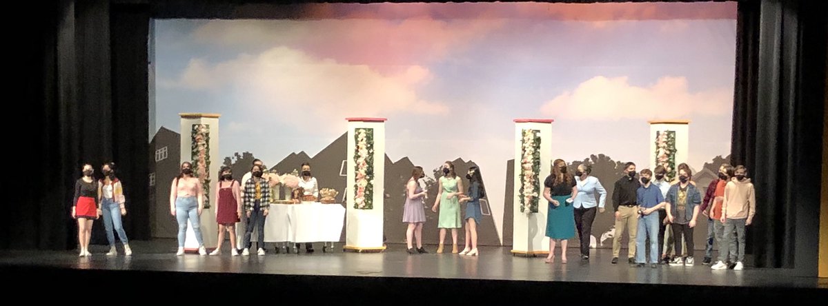BeltonHS's tweet photo. Freaky Friday was a spectacular show! Excellent job cast, crew, and directors! Still two more chances to watch these outstanding kids this weekend! https://t.co/wF3sNKpC35