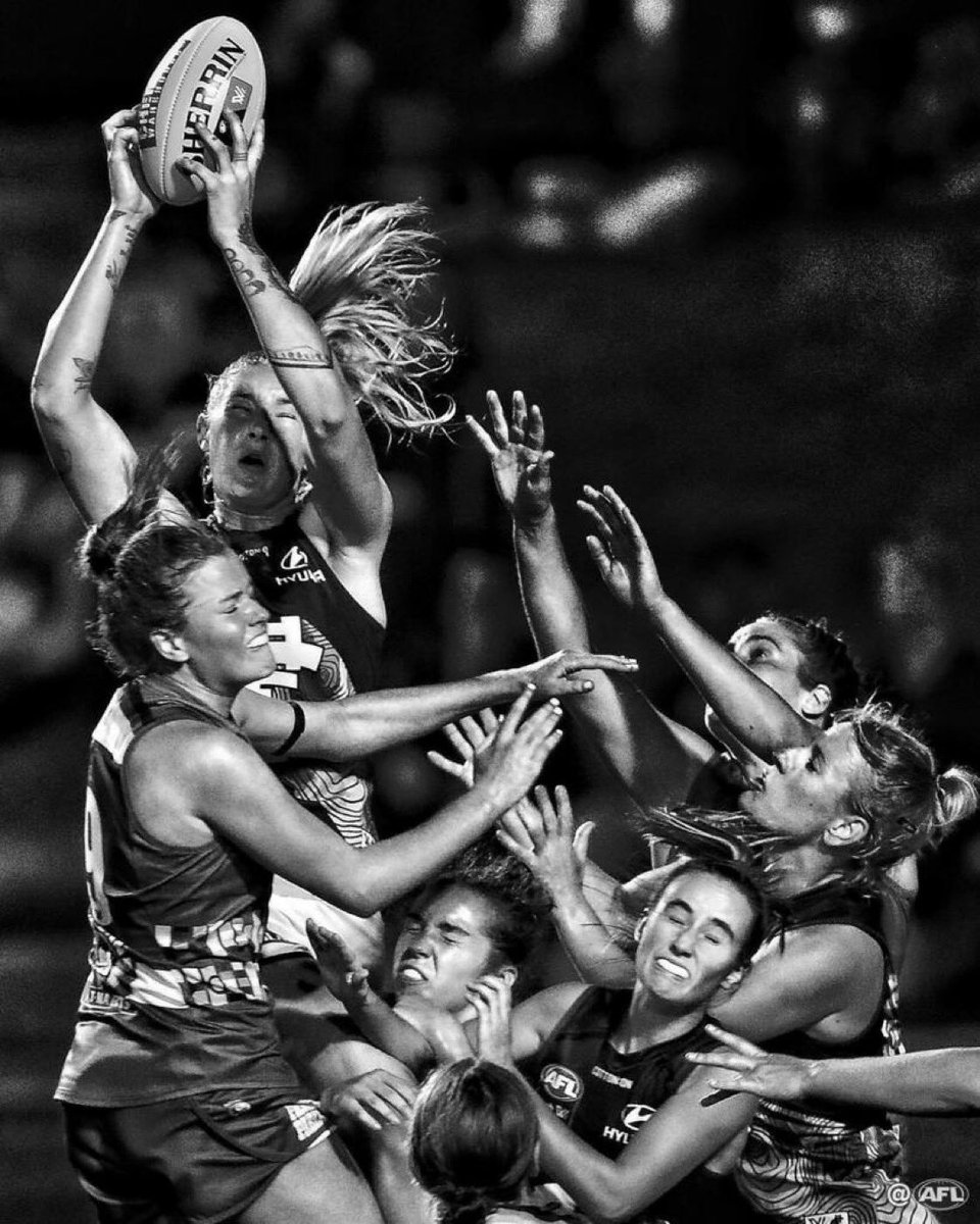 Play like a girl 👊

📸- <a href="/MichaelCWillson/">Michael Willson</a>