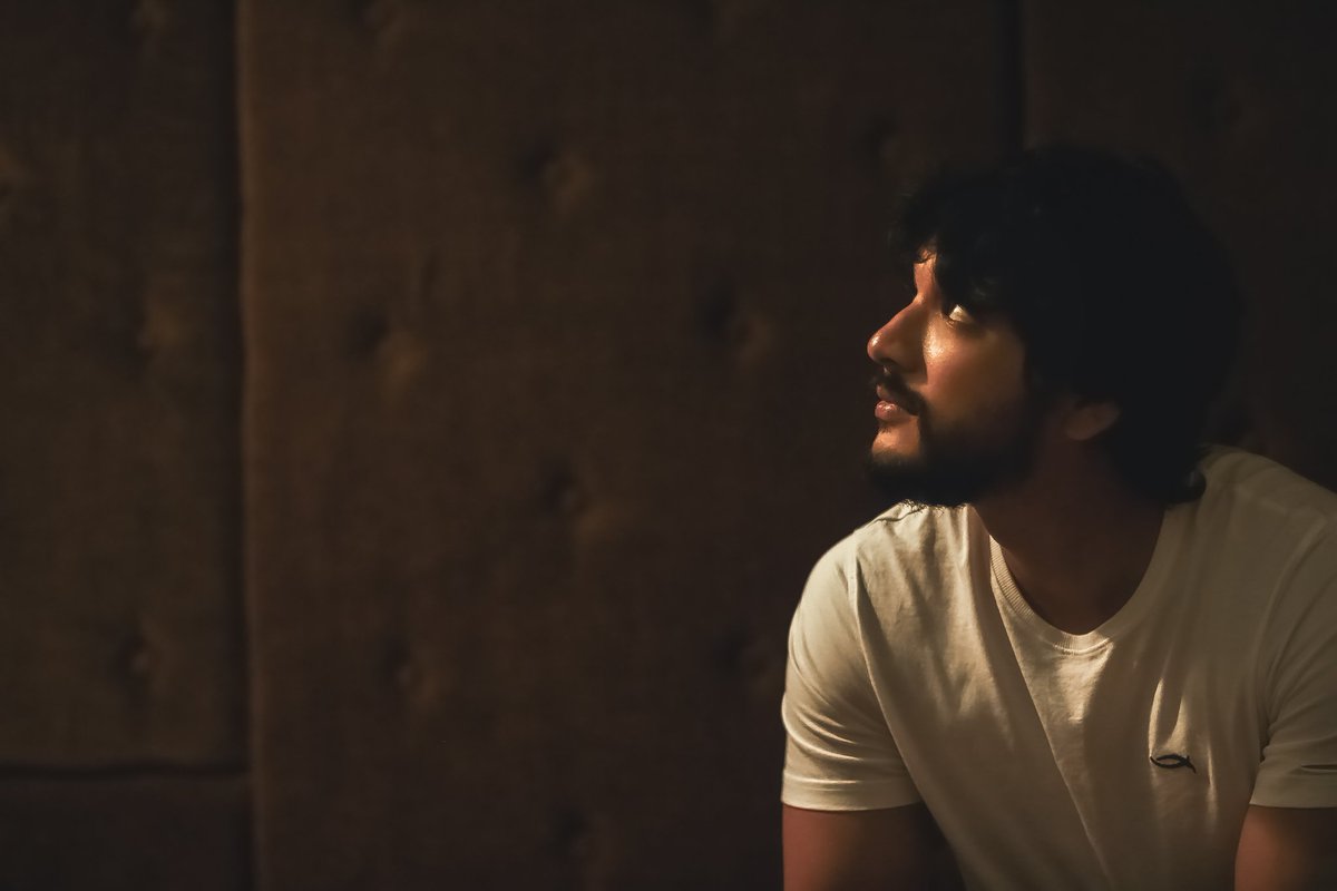Gautham_Karthik's tweet photo. Always try to look on the bright side of life!
#HappyWeekend https://t.co/XL6AmA2Saf