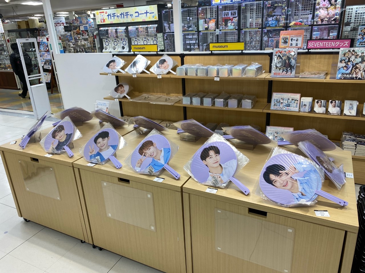 SEVENTEEN - SEVENTEEN セット HMV 4形態セット》 SEVENTEEN JAPAN 4TH SINGLE「消費期限